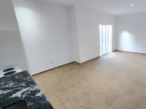 LA CAUTIVA 6600, Piso 2