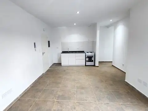 Departamento en Alquiler en Villa Bosch, $ 590.000