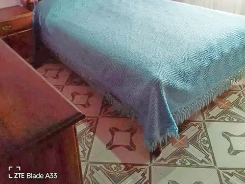 Casa 7 ambientes con 3 baños