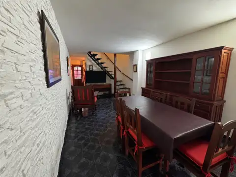 Depto Tipo Casa en Venta de 3 ambientes