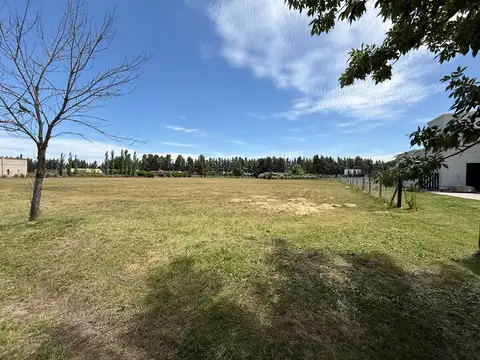 Terreno en Venta en Countries y Barrios Cerrados en Ezeiza, USD 69.500