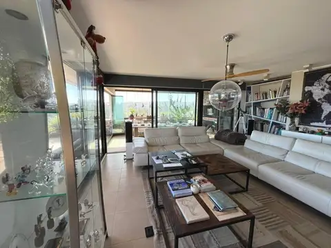Departamento en Venta en Manantiales, USD 1.400.000