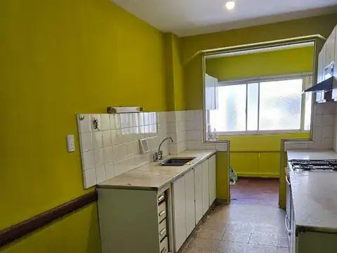 VENTA DEPARTAMENTO 4 DORMITORIOS 2 BAÑOS BALCON COCHERA