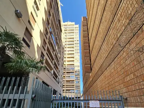 VENTA DEPARTAMENTO 4 DORMITORIOS 2 BAÑOS BALCON COCHERA