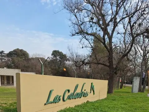 Rbs. Venta Lote Interno En Barrio Las Calandrias