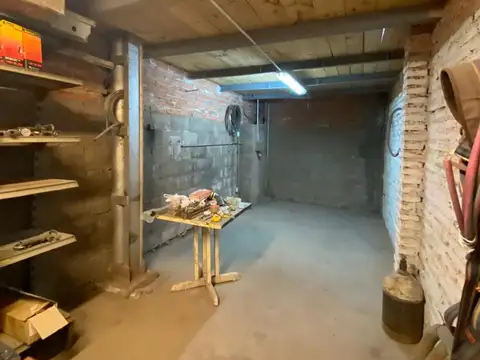 Bernardo de Monteagudo 2300