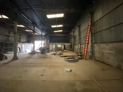 ALQUILER GALPON ZONA NORTE 590 MT2