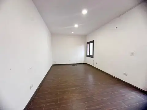 Oficina en Alquiler en Centro, $ 600.000
