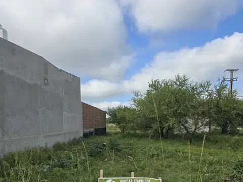 Terreno en Venta 30  mts Fondo