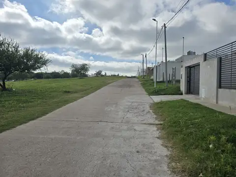 Terreno en Venta en Parana, USD 12.000