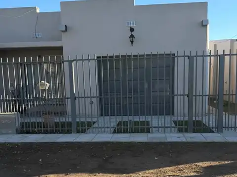 Casa en alquiler en Barrio Juan XXIII