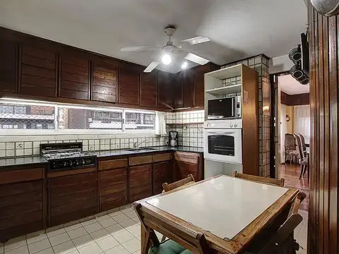 Departamento 4 ambientes con 2 baños