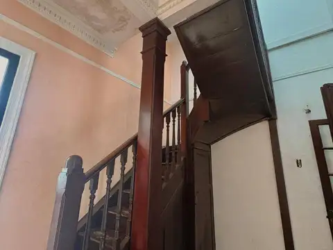 Casa 6 ambientes con 4 baños