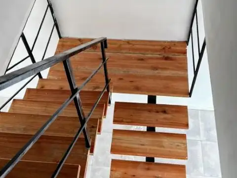 Depto Tipo Casa en Venta en Plottier, USD 150.000