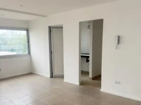 Oficina 2 ambientes con 2 baños