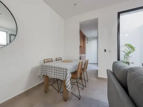 Venta PH 2,5 Ambs A NUEVO con Patio y Terraza