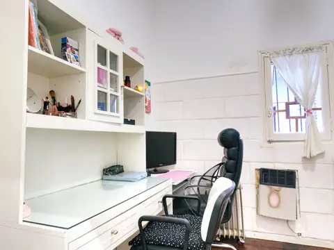 Depto Tipo Casa 4 ambientes con 2 baños