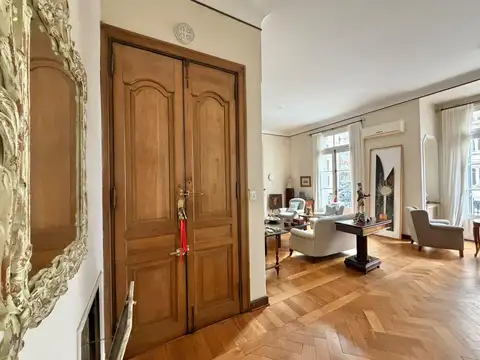 Departamento en Venta 90 años