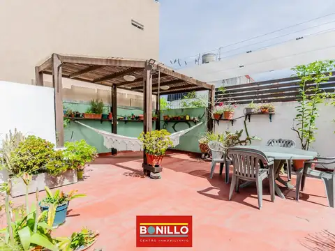 Depto Tipo Casa en Venta de 2 ambientes