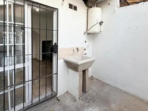 Depto Tipo Casa en Alquiler en Merlo, $ 600.000