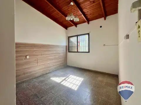 Depto Tipo Casa en Venta en Tolosa, USD 35.000