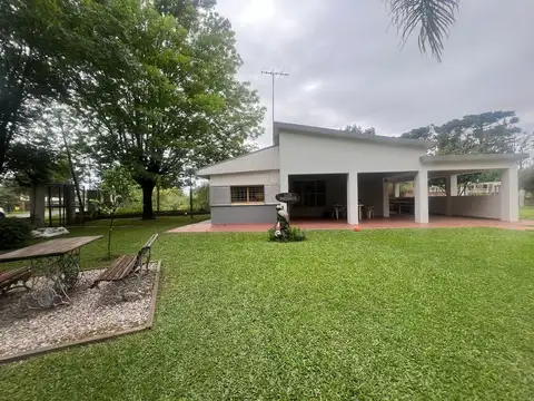 Casa 3 ambientes con 2 baños
