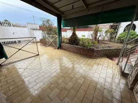 VENTA IMPONENTE CHALET 5 AMB LLAVALLOL