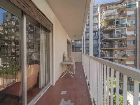 Departamento 4 ambientes con 2 baños