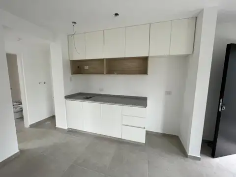 Departamento en Alquiler en Guemes, $ 570.000