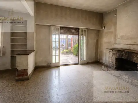 Casa 4 ambientes con 1 baño