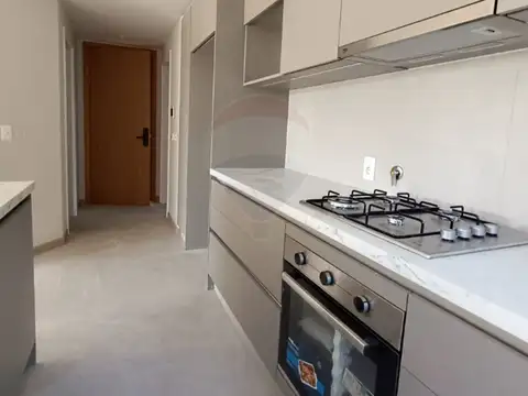 Departamento en Alquiler con 2 cocheras