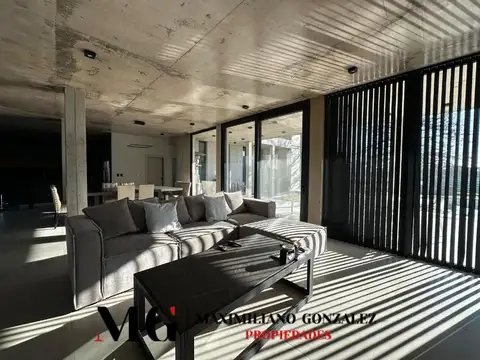 Casa en Venta en Countries y Barrios Cerrados en Ezeiza, USD 1.500.000