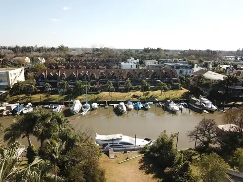 Terreno en Venta de 881,0 m2