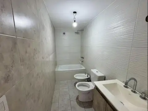 Depto Tipo Casa 2 ambientes con 1 baño