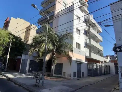 Tucuman 2500, Piso 1