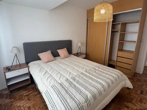 Departamento en Venta en Plaza Colon, USD 135.000