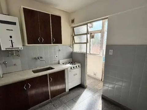 Departamento en Alquiler en Villa del Parque, $ 750.000