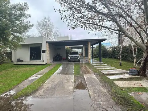 Venta Casa 4 dormi + Pileta - Bº La Zagala - Neuquén Capital