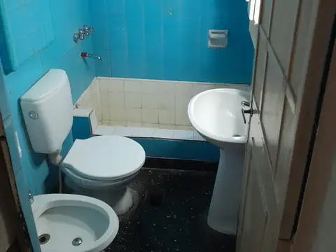 Depto Tipo Casa 2 ambientes con 1 baño