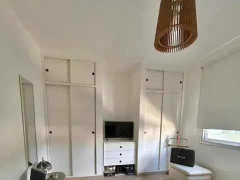 Casa en Venta en Castelar Norte, USD 200.000
