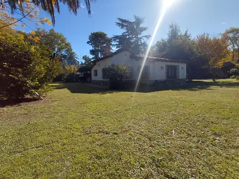 Quinta 6 lotes, 2 casas de 3/4 ambientes c/pileta
