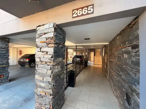 Anatole France 2600, Piso 2