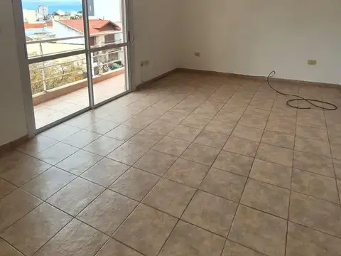 Departamento en Alquiler de 4 ambientes