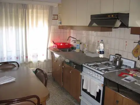 Depto Tipo Casa en Venta en El Palomar, USD 135.000