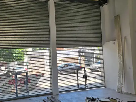 LOCAL A ESTRENAR  SOBRE AV. ROSALES
