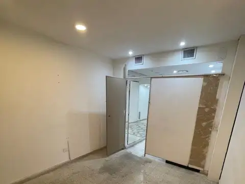 Local en Alquiler en Microcentro, $ 1.000.000