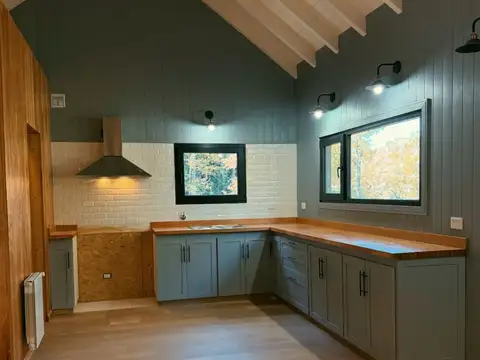 Casa 4 ambientes con 3 baños