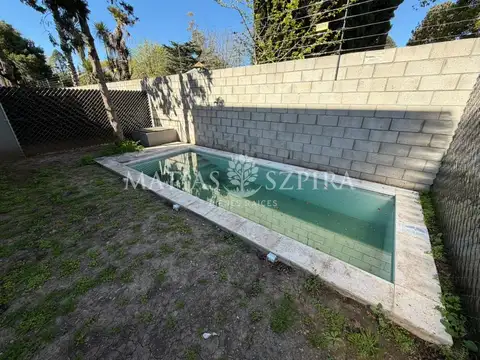 Casa 3 ambientes con 2 baños