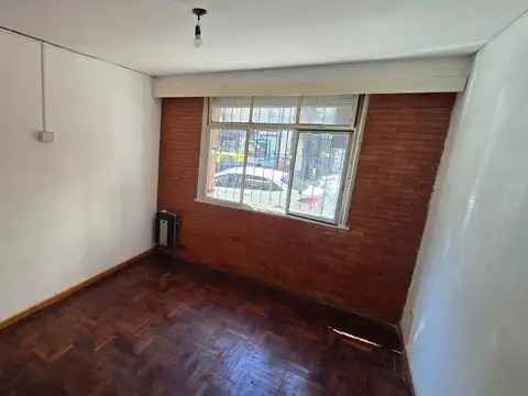 Depto Tipo Casa en Venta 47 años