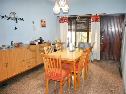 Depto Tipo Casa en Venta con 1 cocheras
